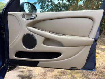 Jaguar X-Type 2.1 V6 S 4dr
