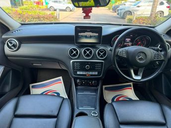 Mercedes-Benz A Class 2.1 A200d Sport (Premium) 7G-DCT Euro 6 (s/s) 5dr