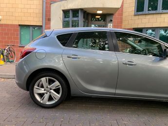 Vauxhall Astra 1.4i SRi Euro 6 5dr