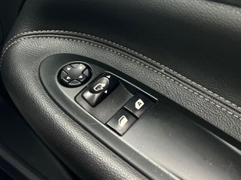 Citroen DS3 1.6 e-HDi Airdream DSport Plus Euro 5 (s/s) 3dr