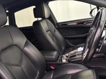 Porsche Macan 3.0 TD V6 S PDK 4WD Euro 6 (s/s) 5dr