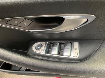 Mercedes-Benz E Class 2.0 E220d SE G-Tronic+ Euro 6 (s/s) 5dr