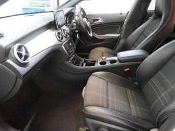 Mercedes-Benz CLA 2.1 CLA220d Sport Coupe 7G-DCT Euro 6 (s/s) 4dr