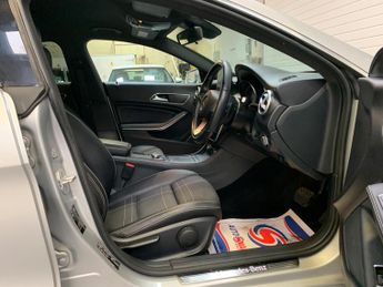 Mercedes-Benz CLA 2.1 CLA220d Sport Coupe 7G-DCT Euro 6 (s/s) 4dr