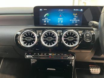Mercedes-Benz A Class 1.3 A200 AMG Line Edition (Executive) 7G-DCT Euro 6 (s/s) 4dr