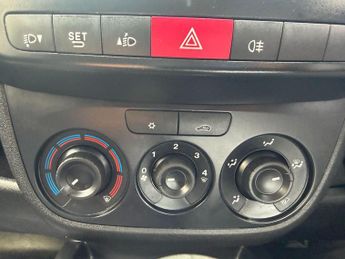 Vauxhall Combo 1.3 CDTi 2000 ecoFLEX 16v Panel Van 3dr Diesel Manual FWD L1 H1 