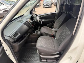 Vauxhall Combo 1.3 CDTi 2000 ecoFLEX 16v Panel Van 3dr Diesel Manual FWD L1 H1 