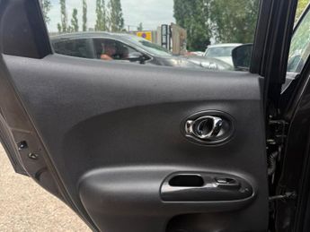 Nissan Juke 1.6 Tekna XTRON Euro 6 5dr