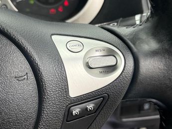 Nissan Juke 1.6 Tekna XTRON Euro 6 5dr