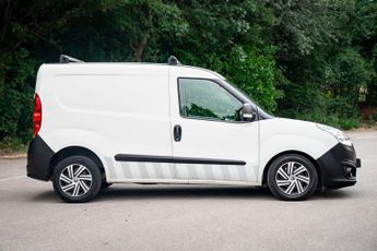 Vauxhall Combo 1.3 CDTi 2000 ecoFLEX 16v FWD L1 H1 (s/s) 3dr
