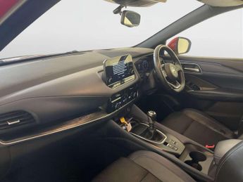 Nissan Qashqai 1.3 DIG-T MHEV Tekna SUV 5dr Petrol Hybrid Manual Euro 6 (s/s) (