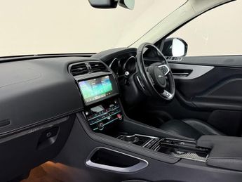 Jaguar F-PACE 2.0 P250i R-Sport Auto AWD Euro 6 (s/s) 5dr