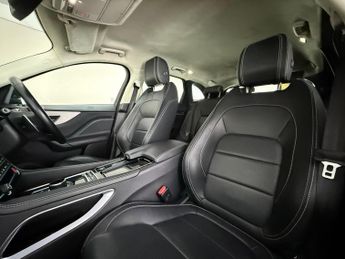 Jaguar F-PACE 2.0 P250i R-Sport Auto AWD Euro 6 (s/s) 5dr