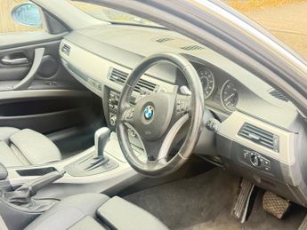 BMW 3 Series 3.0 325i SE Auto Euro 4 4dr