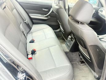 BMW 3 Series 3.0 325i SE Auto Euro 4 4dr
