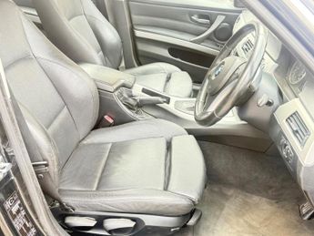 BMW 3 Series 3.0 325i SE Auto Euro 4 4dr