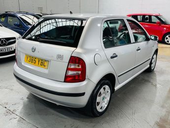 Skoda Fabia 1.4 16V Comfort 5dr