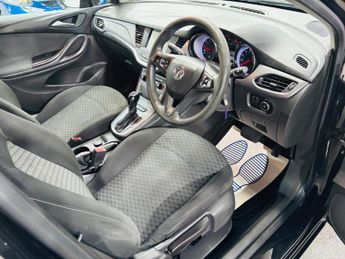 Vauxhall Astra 1.4i Turbo Design Auto Euro 6 (s/s) 5dr