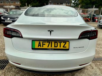 Tesla Model 3 (Dual Motor) Long Range Auto 4WDE 4dr