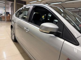 Ford Focus 1.8 Zetec S 5dr