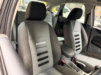 Ford Focus 1.8 Zetec S 5dr