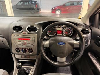 Ford Focus 1.8 Zetec S 5dr