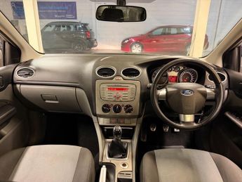 Ford Focus 1.8 Zetec S 5dr