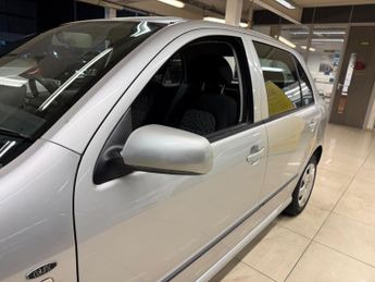 Skoda Fabia 1.4 16V Ambiente 5dr