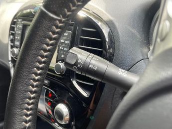 Nissan Juke 1.2 DIG-T N-Connecta Euro 6 (s/s) 5dr