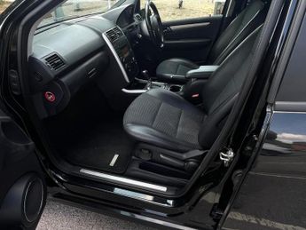 Mercedes-Benz A Class 1.5 A160 Avantgarde SE CVT 5dr