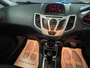 Ford Fiesta 1.4 Zetec 5dr