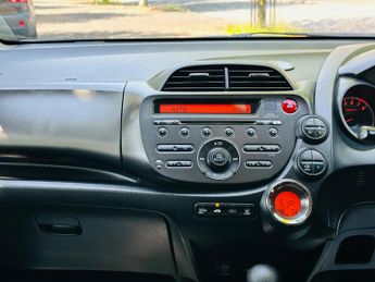 Honda Jazz 1.4 i-VTEC EX Hatchback 5dr Petrol CVT Euro 5 (99 ps)
