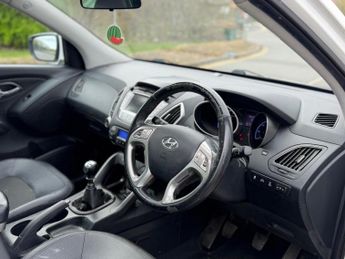 Hyundai ix35 2.0 CRDi Premium 4WD Euro 5 5dr