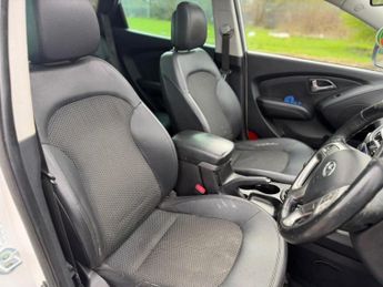Hyundai ix35 2.0 CRDi Premium 4WD Euro 5 5dr