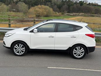 Hyundai ix35 2.0 CRDi Premium 4WD Euro 5 5dr
