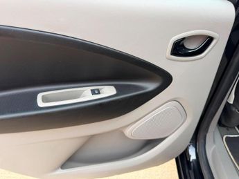 Renault Zoe 22kWh Dynamique Intens Auto 5dr (Battery Lease)