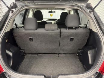 Toyota Yaris 1.33 Dual VVT-i Icon Multidrive S Euro 5 5dr Euro 5