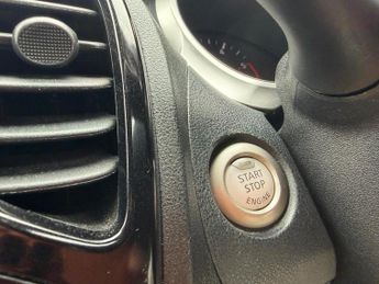 Nissan Juke 1.5 dCi N-Connecta Euro 6 (s/s) 5dr