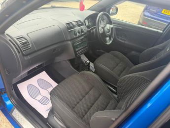 Skoda Fabia 1.4 TSI vRS DSG Euro 5 5dr
