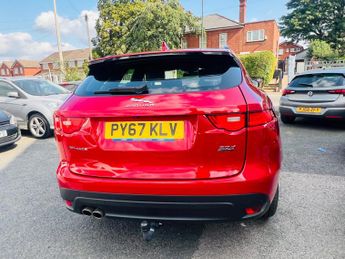 Jaguar F-PACE 2.0 D180 R-Sport Auto AWD Euro 6 (s/s) 5dr