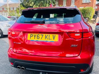 Jaguar F-PACE 2.0 D180 R-Sport Auto AWD Euro 6 (s/s) 5dr
