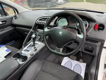 Peugeot 3008 1.6 e-HDi Allure SUV 5dr Diesel EGC Euro 5 (s/s) (115 ps)