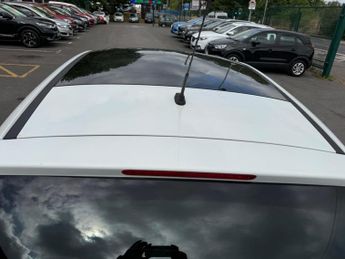 Peugeot 3008 1.6 e-HDi Allure SUV 5dr Diesel EGC Euro 5 (s/s) (115 ps)