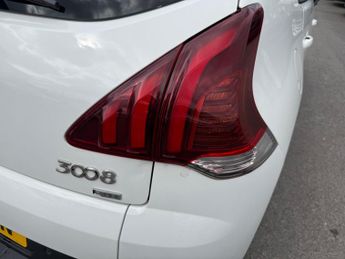 Peugeot 3008 1.6 e-HDi Allure SUV 5dr Diesel EGC Euro 5 (s/s) (115 ps)