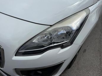 Peugeot 3008 1.6 e-HDi Allure SUV 5dr Diesel EGC Euro 5 (s/s) (115 ps)