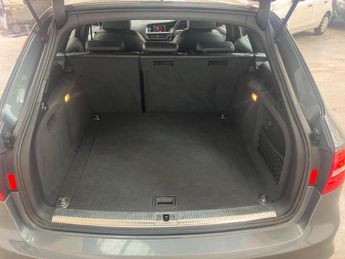 Audi A4 Avant 2.0 TDI S line Multitronic Euro 5 (s/s) 5dr
