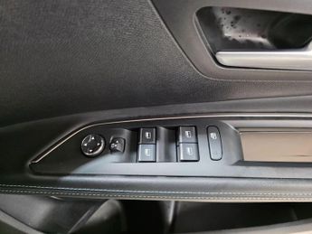 Peugeot 5008 1.2 PureTech Allure Premium + EAT Euro 6 (s/s) 5dr