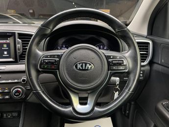 Kia Sportage 1.7 CRDi 2 SUV 5dr Diesel DCT Euro 6 (s/s) (139 bhp)