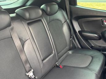 Hyundai ix35 1.7 CRDi Premium Euro 5 (s/s) 5dr