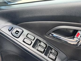 Hyundai ix35 1.7 CRDi Premium Euro 5 (s/s) 5dr